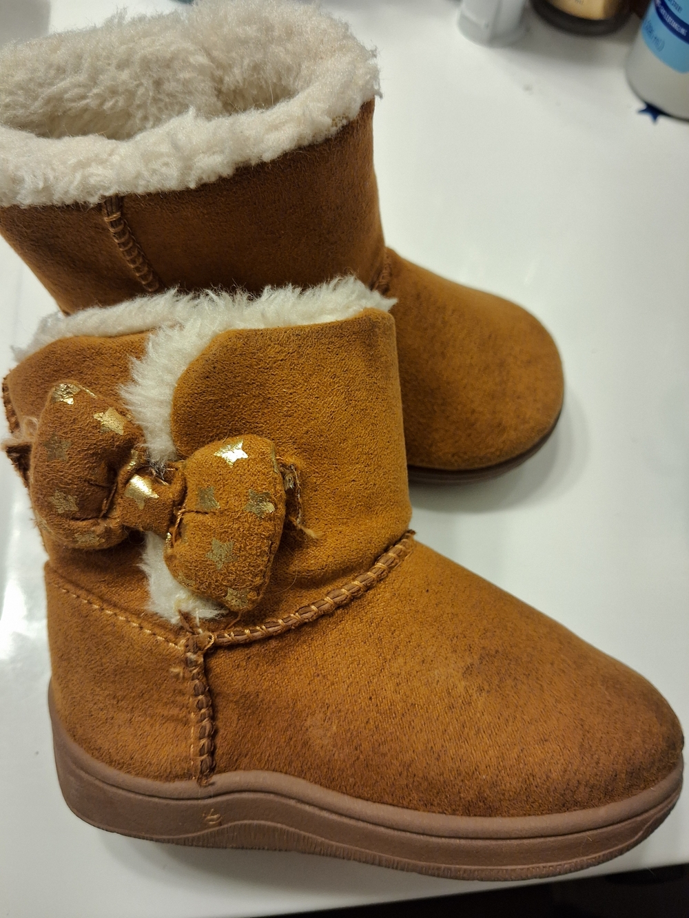 Garanimals Toddler Girls Shearling Boots Size 4 Chestnut Brown Bow